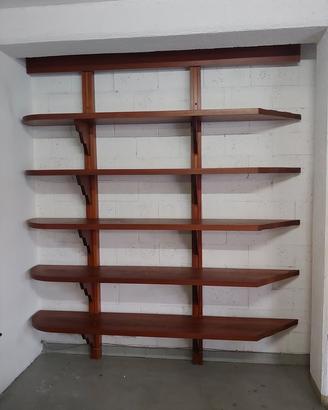 Scaffalatura in Legno Massello