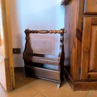 Portariviste in legno