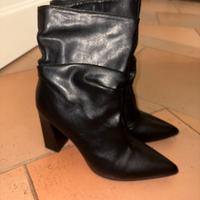 Stivale nero Prima donna