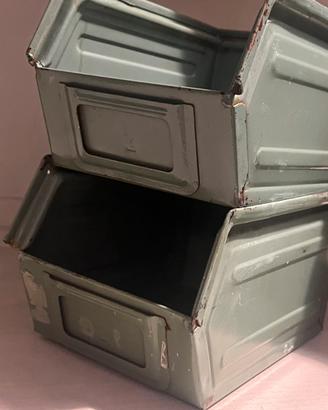 6 Cassette vintage da officina in ferro