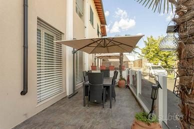 Casa indipendente di 183 m² con più di 5 locali e 