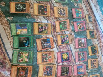 Lotto carte yu gi oh prima edizione 