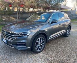 VOLKSWAGEN Touareg 3ª serie - 2019