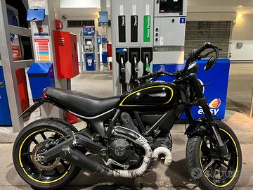 Ducati scrambler 800 icon