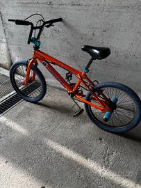 Bicicletta BMX