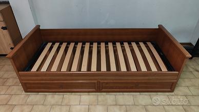 Letto in legno con contenitore/cassettoni e rete