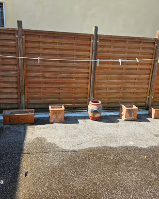 Set di vasi e fioriere in terracotta stile classic