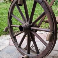 lampadario ruota carretto 