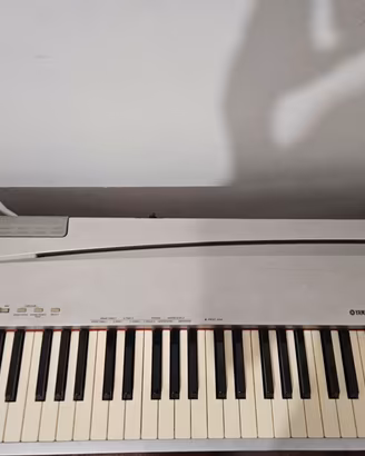 tastiera yamaha p70
