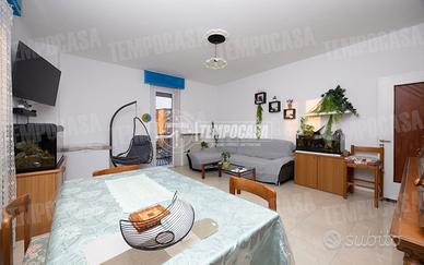 APPARTAMENTO DI QUATTRO LOCALI !