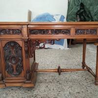 Scrivania d'epoca 