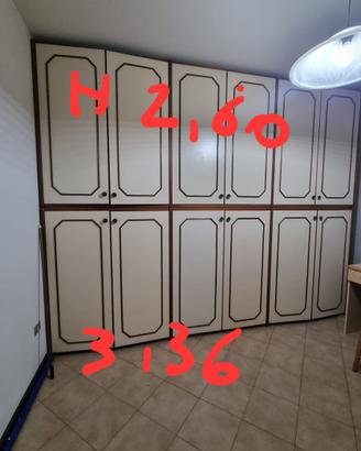 Armadio in legno
