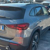 RICAMBI USATI MERCEDES-BENZ GLA 200D - CARROZZERIA