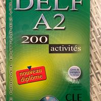 Le Nouvel Entraînez-Vous DELF A2: 200 activités