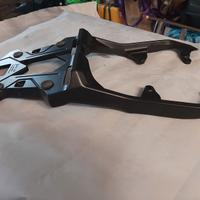 Yamaha mt 07 portabauletto con carene codone forat