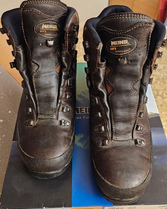 Scarponi da montagna 