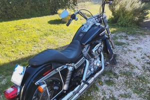 Harley davidson super glide