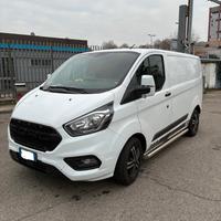 Furgone camperizzato Ford Transit