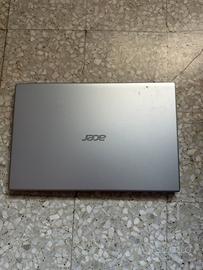 Acer Aspire 1  15.6”   4GB RAM 128GB , COME NUOVO