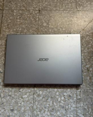 Acer Aspire 1  15.6”   4GB RAM 128GB , COME NUOVO