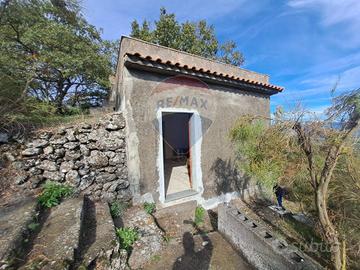 Casa Indipendente - Linguaglossa