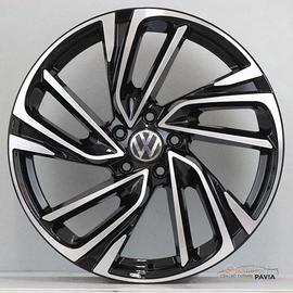 Cerchi in lega Victoria da 18 per VW Golf