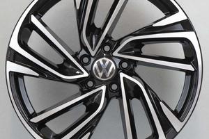 Cerchi in lega Victoria da 18 per VW Golf