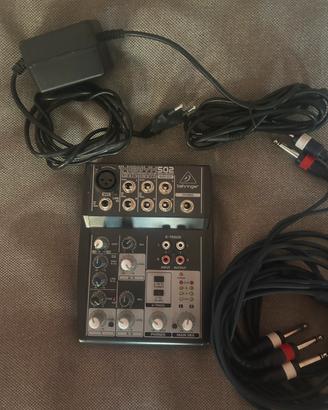 Mixer audio behringer