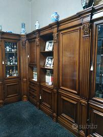 Armadio vintage per sala o studio