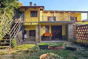 CASA SEMINDIPENDENTE A PINASCA