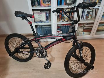 BMX Lombardo  modello Isernia 20" - manubrio  360