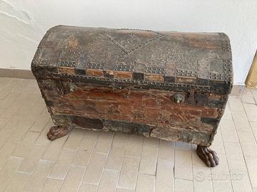 Baule antico antiquariato stupendo e prezioso