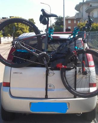 portabici posteriore auto meriva