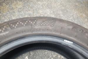 4 Gomme 215/55 R17 98W USATE