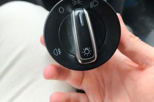 interruttore fari vw polo