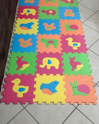 tappeto puzzle 18 pezzi 