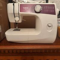 Macchina da cucire BROTHER SL 7 
