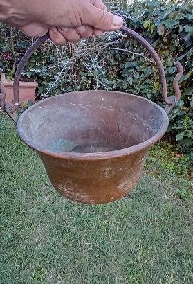 Antico caldaio in rame   28cm x 16cm