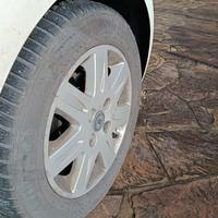 Cerchi in lega con gomme invernali