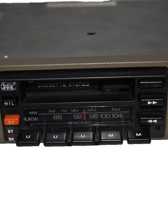 AUTORADIO MANGIANASTRI "CLARION" MODEL N° PF-7881