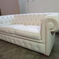 Divano Chesterfield in pelle