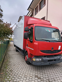 Renault midlum 220