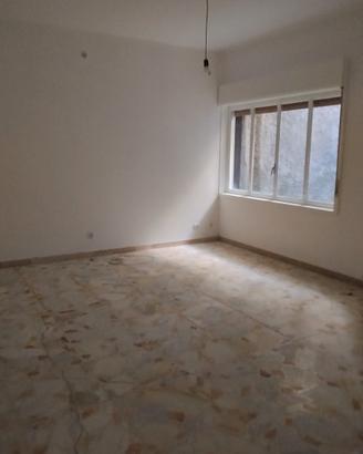 Rif124 Indipendente con Spazio Esterno e Garage in