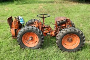 trattore pasquali 906