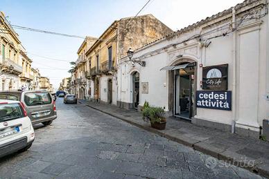 Attività commerciale - Giarre