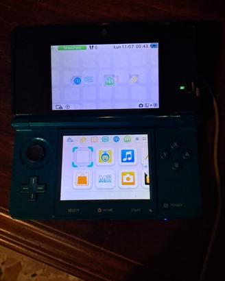 Nintendo 3DS Aqua Blue + Caricabatterie + 6 Giochi
