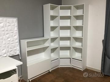 Mensola di angolo bianco