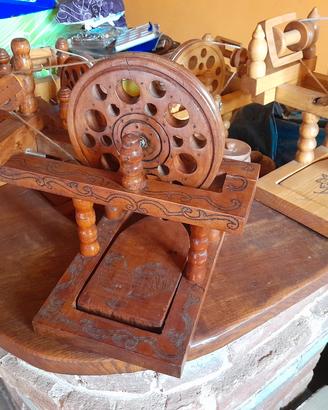 oggetto in legno.