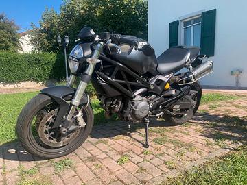 Ducati Monster 696 – 2010 – 42.000 km – Termignoni