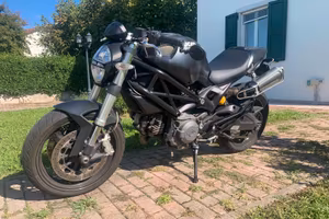 Ducati Monster 696 – 2010 – 42.000 km – Termignoni